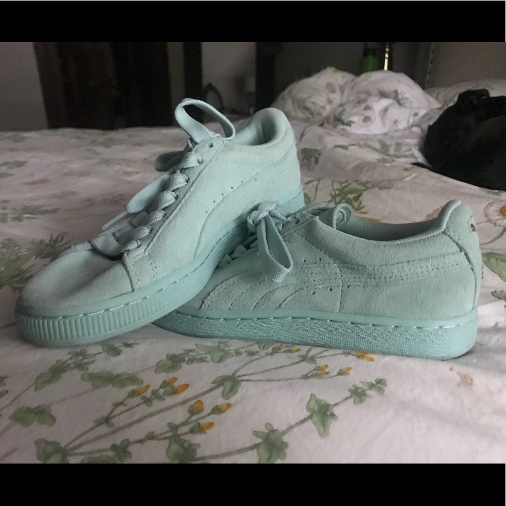 Puma suede classics in mint green